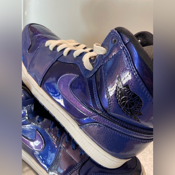 Jordan 1 Retro Deep Purple